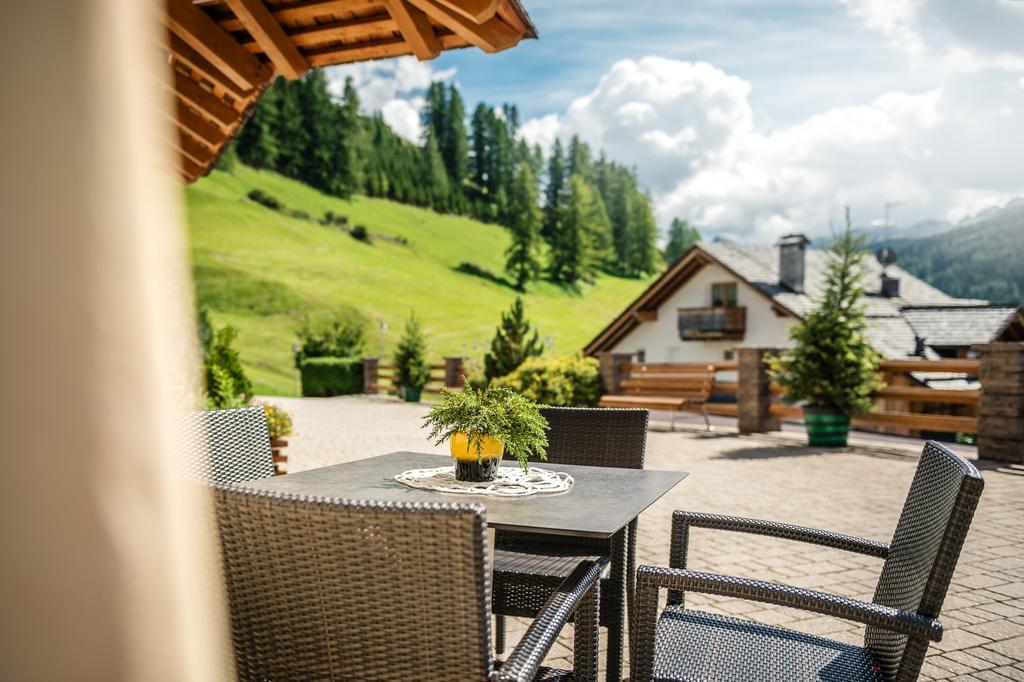 Taela Apartments San Cassiano  Luaran gambar