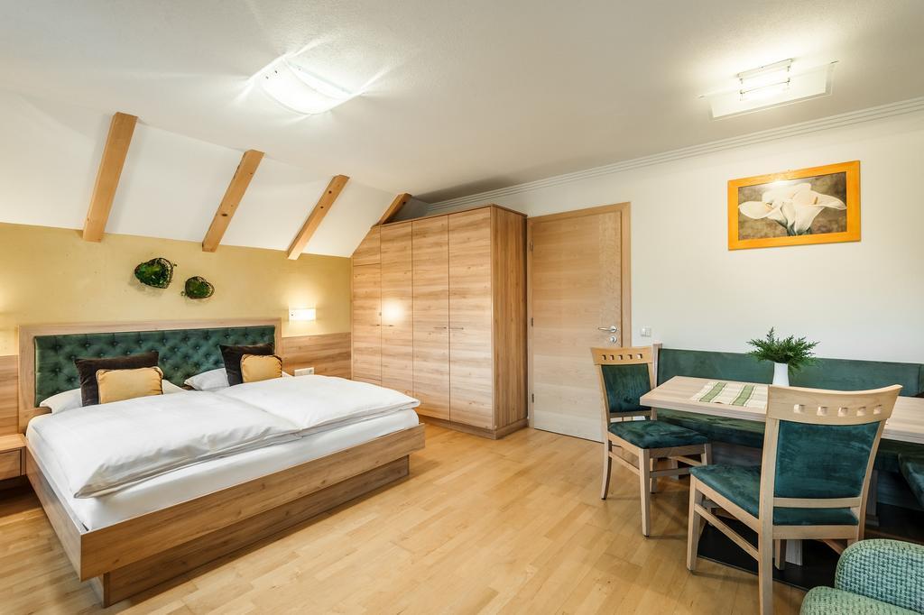 Taela Apartments San Cassiano  Luaran gambar
