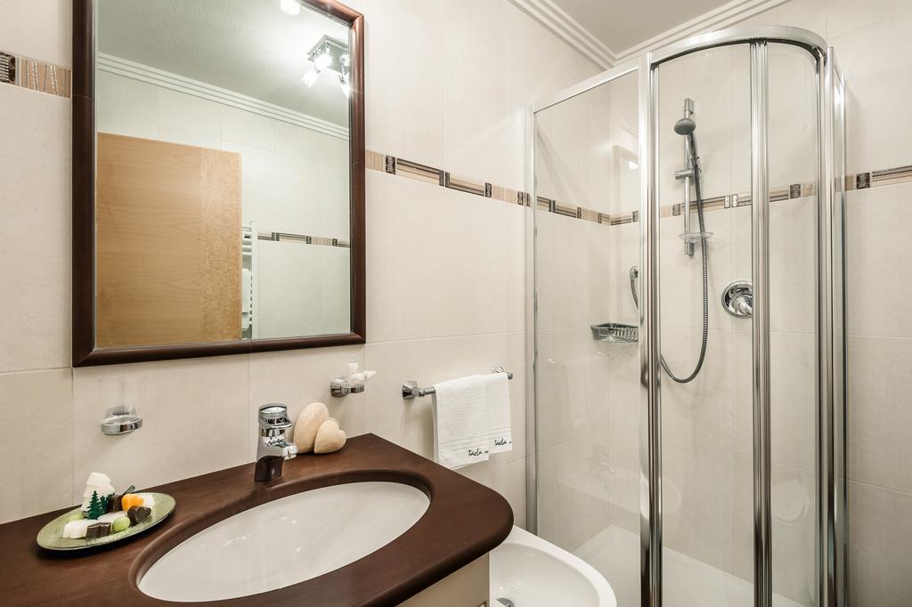 Taela Apartments San Cassiano  Luaran gambar